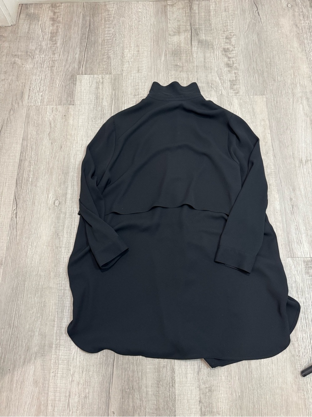 J. Jill Women's Long Sleeveuse Top Tunic Size 2X Black Button Front Polyester - Picture 11 of 13